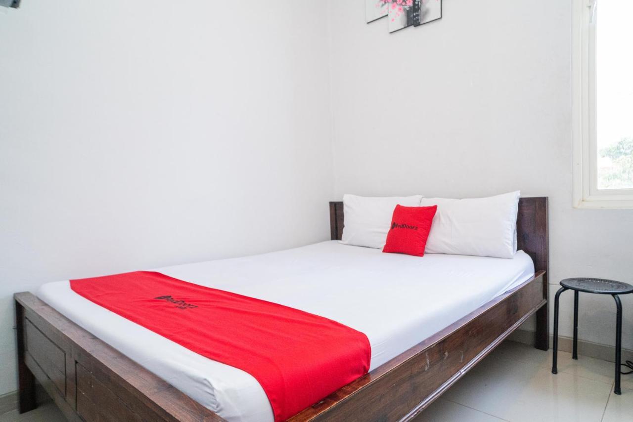 Reddoorz At Merr Rungkut Jl Gunung Anyar Gununganjar Экстерьер фото